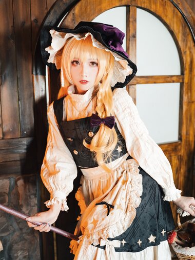 [COSPLAY] 小和甜酒 魔理沙吃了蘑菇之后