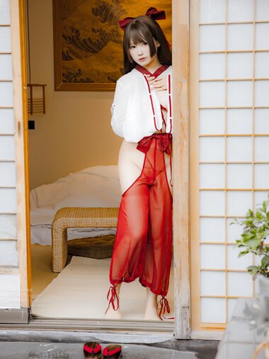 [COSPLAY] Nyako喵子 和风烂漫 巫女