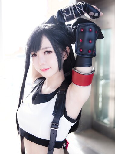 [Cosplay] Sally Dorasnow - Tifa