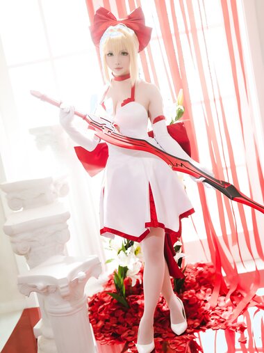 [Cosplay] Hoshilily 星之迟迟 - Nero 尼禄 (FateEXTELLA)