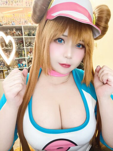 [Cosplay] Uy Uy - Rosa