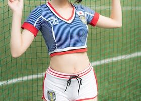 Hina Kikuchi