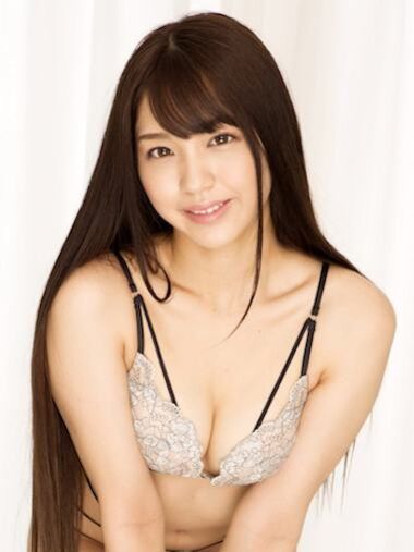 新村あかり