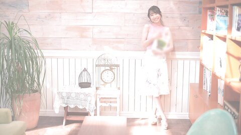 MIDV-095 [4K] A Brand New Face Exclusive. 20-Year-Old Kiyoka Igarashi Has Actually A Lovely Smile And Causes The Woman Person Video...