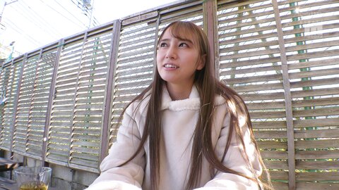 MIDV-104 [4K] Active Mature Movie Actress!! Concealing The Woman Embarrassment Along With Her Cuteness, She Actually Is A Fluffy...