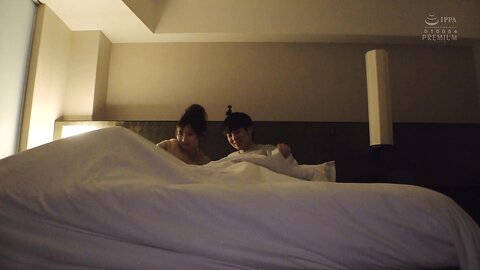 PRED-396 A Sleepover Creampie Date At A Resort With A Fairly Elder-sister Babe I Happened To Be Struck With Incessant Slut...