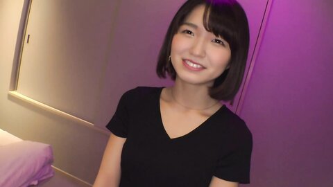 383NMCH-018 [Personal shooting] brief -haired saffle Sumire -chan