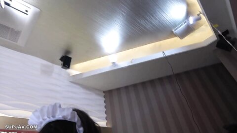 2970910 E-cup amateur girl Mirei twenty years old in a maid`s consistent that meets the girl excessively