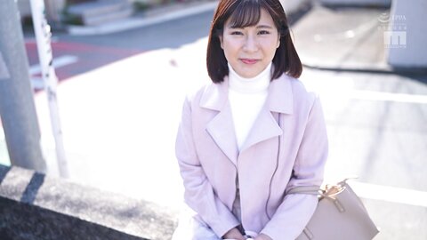 MIFD-209 I would like to make a beginner saffle!Frustrated erotic mild hairdresser cousin AV first Tomosaki
