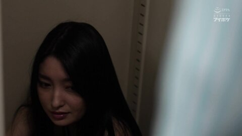 IPX-896 Silent and remove your jeans through the jar.Shoplifting breathtaking girl ... The tragedy of a...