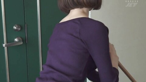 NGOD-172 I became excited because of the involuntary butt provocation of a wedded girl alongside me personally, and I also pierced the...