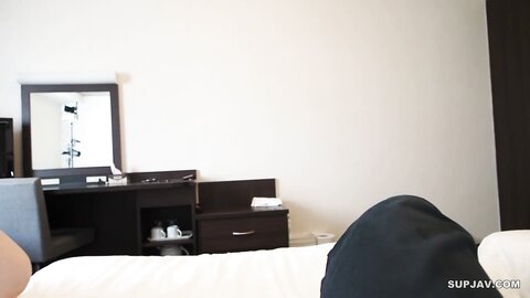 3033188 Exclusive1 extra video clips availableç