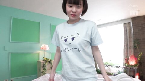 MIDV-148 Maybe a rough stone.Can I become an AV actress even at the age of 18Sakura Hoshino AV Debut