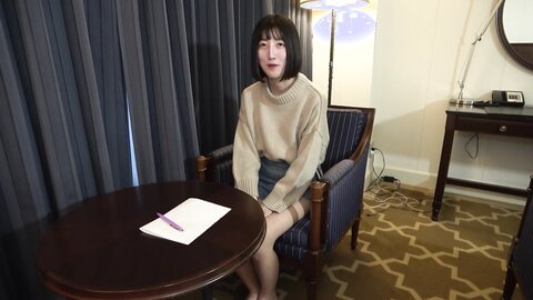 3185634 Neat loose and fluffy girl Performed out of genuine interest the short-cut pervert was the real deal