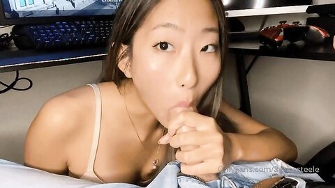 20211111 2271710570 Should I Post A Footjob Or Blowjob Today Vs