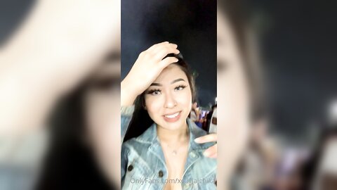 Xoliviaichika 07 08 2020 66161 Pov Of Me Using Ur Phone To Fix My Hair Hahahah П÷╔╨