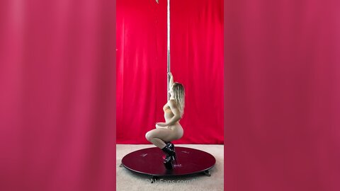 Livvalittle 10 07 2022 2517465234 Me After 2 Pole Lessons П÷≥┬ I Miss It Like If You Want To See More Pole Content П÷≤≤