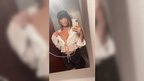 Lorenahidalgo 01 05 2022 2441920666 Backstage П÷≤°П÷≤°