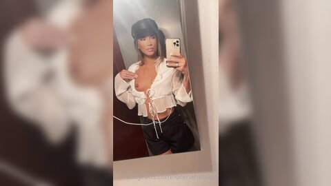 Lorenahidalgo 01 05 2022 2441920666 Backstage П÷≤°П÷≤°