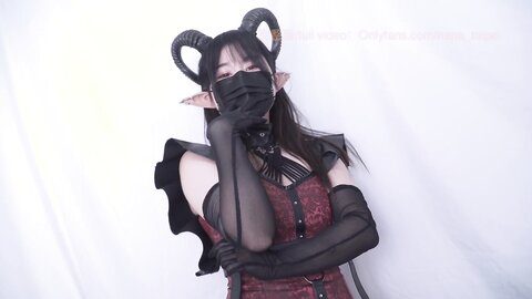 Succubus Grabbed The Man To Take Semen Succubus Sister Squeezed The Ma
