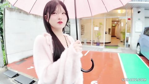 4771232 Can I lick you?" The gap between her innocent expression and eroticism is too much! She`s not what she seems, but she`s super dirty and faints in agony! The way she shakes her hips and drowns in pleas