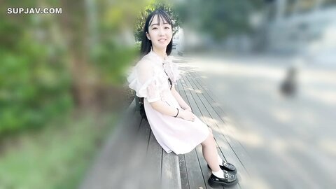 4771803 50% OFF!*Relief case [first time, face to face]**pzzyxqx*z* "My parents collapsed..." An 18-year-old potato girl with ultra-bald hair who made the decision to secure hospital expenses. She can`t stand