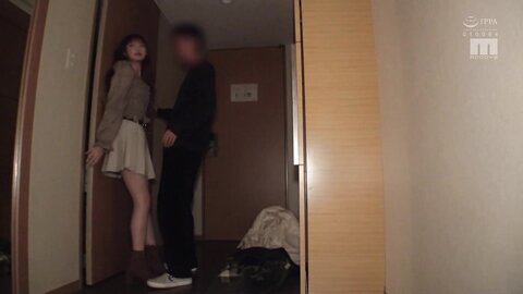 MIDA-316 [Uncensored] When A ***hood Friend Of Mine Cheated On Her Boyfriend, I Took Her Out On An Outdoor Date And It...
