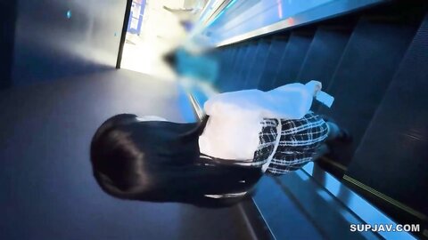 148Cm Tall 18 Year Old Cafe Girl A Sweaty Big Cock Makes Her Face Look Like A Slut Her Horny Vagina Is Inseminated Twice