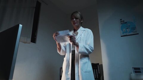 Ai You Li Zhixuan  The Inside Story Of The Hidden Rules For The Quick Promotion Of Young Female Doctors