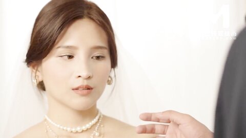 The Promiscuous Bride Who Had An Affair While Wearing Her Wedding Dress