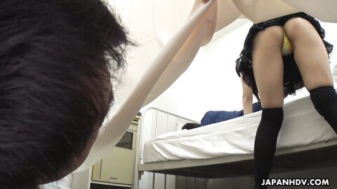 Ako Ashino visits her hospitalized husband wearing an irresistible skirt (Decensored)