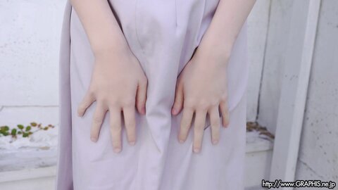 Graphis First Gravure – Yuuka Niizuma 新妻ゆうか Clip 1