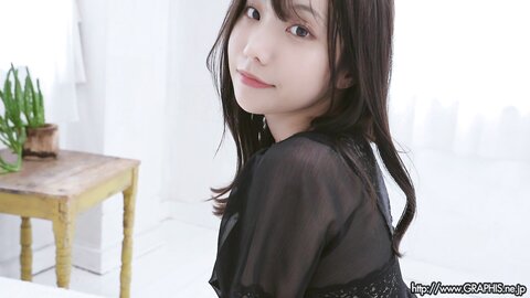 Graphis Gals – Eren Sora 絵恋空 Be Yourself Cip 5