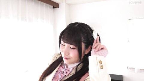 Lovepop Meru Momose 桃瀬める - GL0139 Clip 001 - 005