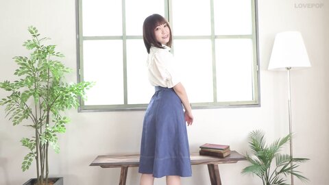 Lovepop Saki Sakurai 桜井紗稀 - GL0091 Clip 001 - 004