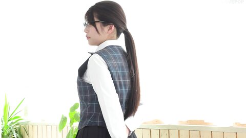 Lovepop Yoshino Chitose ちとせよしの - GL0113 Clip 001 - 004 5
