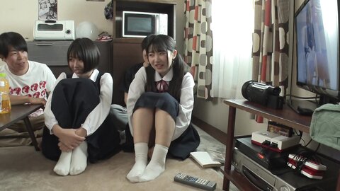 HUBLK-033 Naughty Boy Who Met At An Arcade! They Show Porn And Erotic Books To The Students And Make Them...