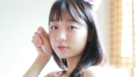 Eunji seduces you in bed