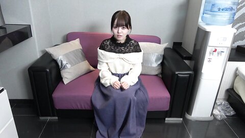 4712423 [Treasure]**pzzyxqx*z* Before her idol debut. Embarrassed in front of the camera, her white and thin body turns red. A lewd figure that cannot be seen on stage.