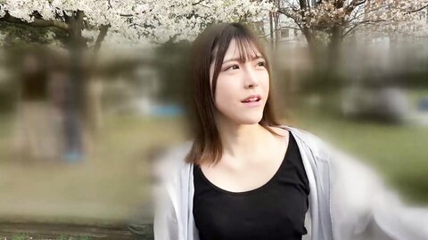 YMDD-465 [Uncensored] Machiapu-chan! A Beautiful Girl Layer Is In Reason Off Mode In The City! Unexpected Nakadashi Sex...