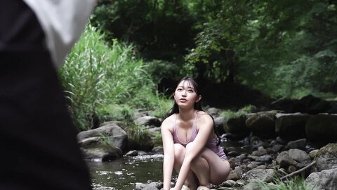 FRIDAY GOLD Koharu Kuroe 黒江こはる - The Story Of The Last Summer Of My Teenage Years 10代最後の夏物語