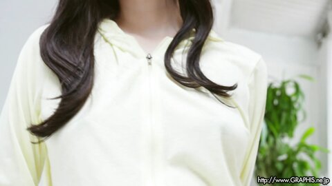 Graphis First Gravure – Asuka Furuya 降矢あすか Clip 5