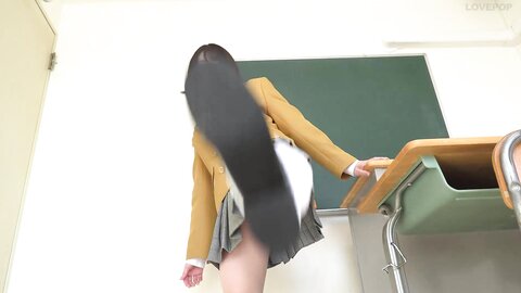 Lovepop Hinami Meguro 目黒ひな実 - L0717 Clip 002 School Uniform blazer