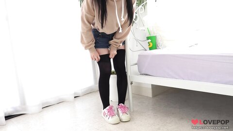 Lovepop Rara Kudo 工藤ララ - L0700 Clip 002 Hot Pants