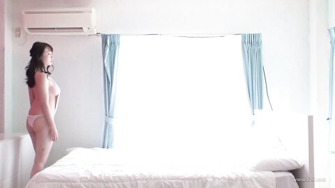 MRL-002 Squirting BUKKAKE Transsexual Kimika Kaede