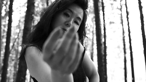MRL-009 Playing With Fire - Married Woman In The Afternoon - Suzuran