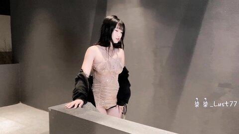 [Cosplay] 柒柒要乖哦 纸醉金迷 [90P1V-1.68GB]