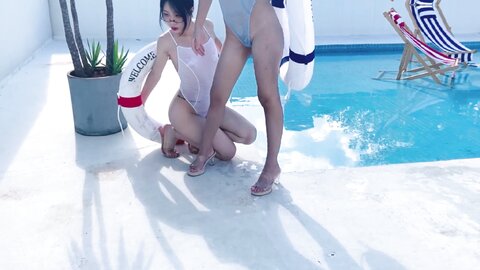 [Cosplay] 柒柒要乖哦 清凉夏日 [71P 1V-1.43GB]
