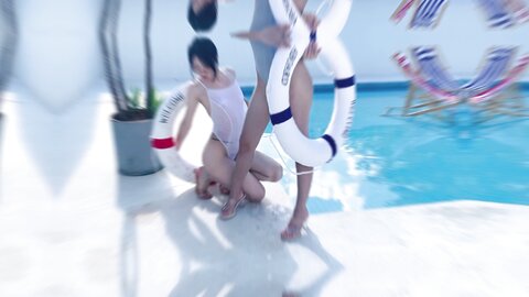 [Cosplay] 柒柒要乖哦 清凉夏日 [71P 1V-1.43GB]