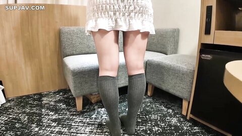 4788695 Ends today! First Time Sale [Full Length Facial\Uncensored]**pzzyxqx*z* 18 year old seeking good supporters for her school fees. She has a beautiful neckline and skin like ceramics. She was confused b